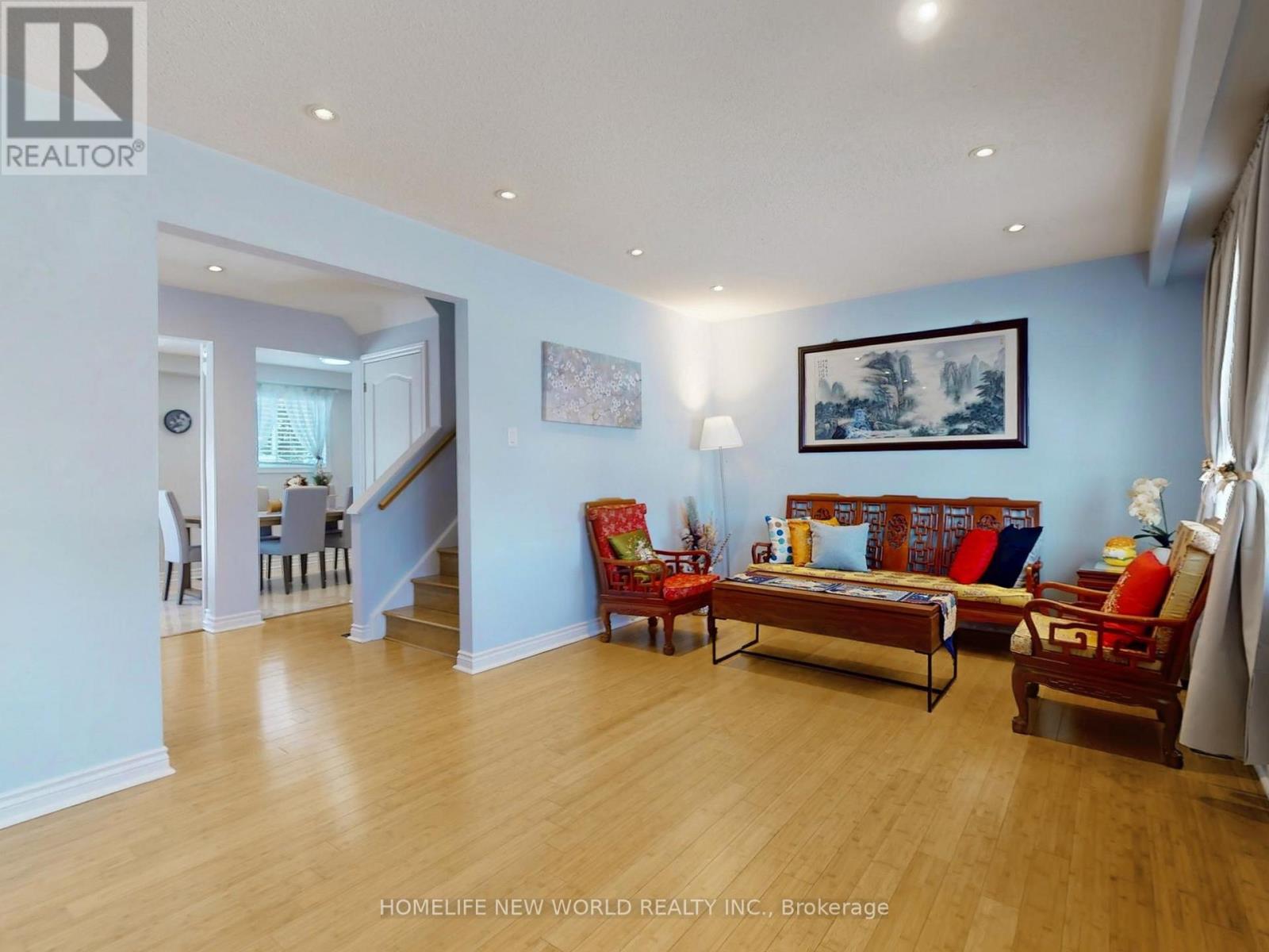 257 Cherokee Boulevard, Toronto, Ontario  M2H 2J9 - Photo 4 - C12959134