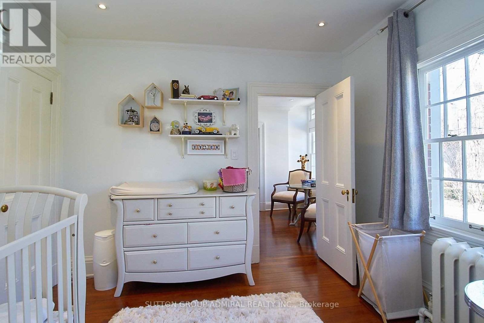 63 Highland Avenue, Toronto, Ontario  M4W 2A2 - Photo 16 - C12959164