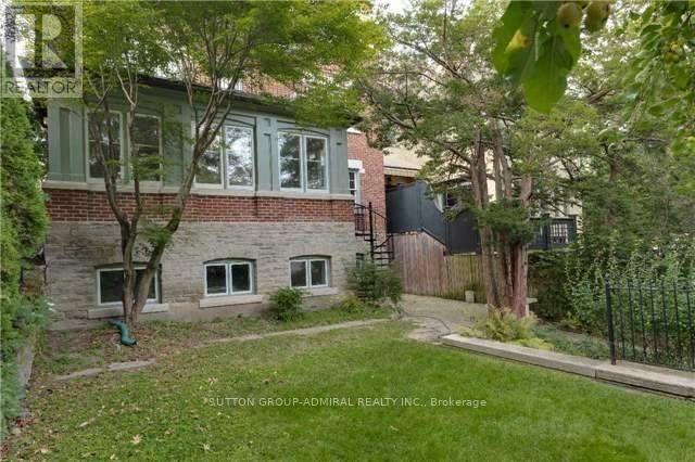 63 Highland Avenue, Toronto, Ontario  M4W 2A2 - Photo 22 - C12959164