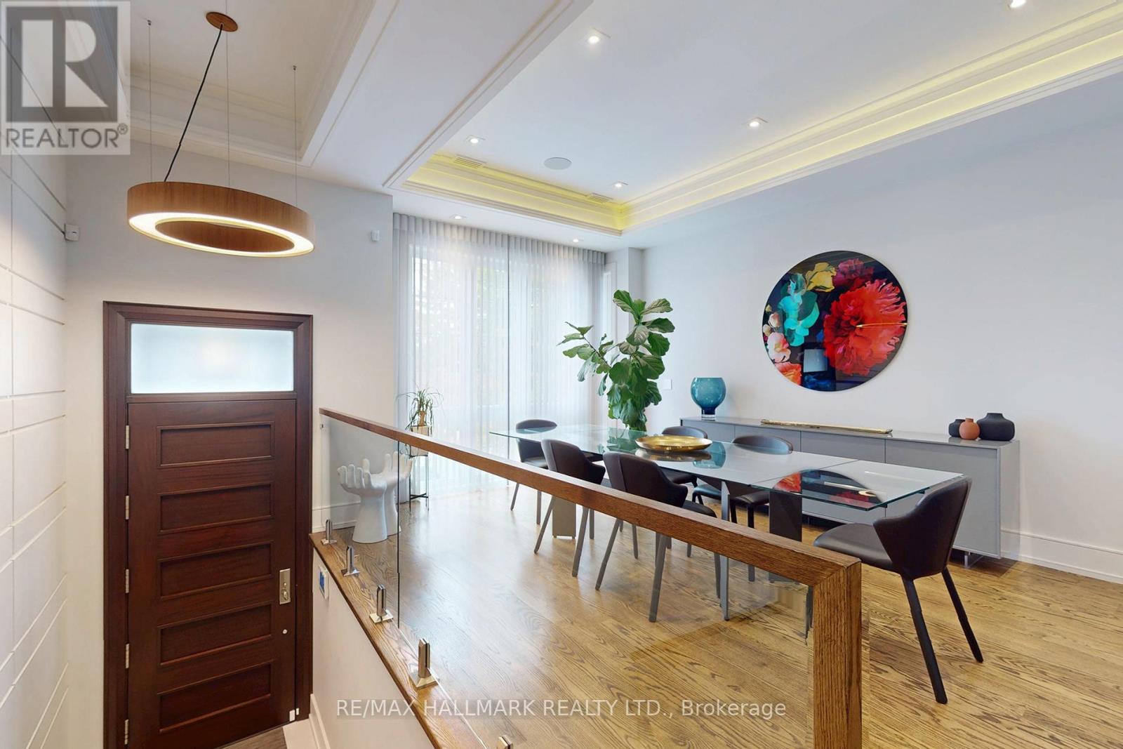 159 Roe Avenue, Toronto (Bedford Park-Nortown), Ontario  M5M 2J1 - Photo 3 - C12959170