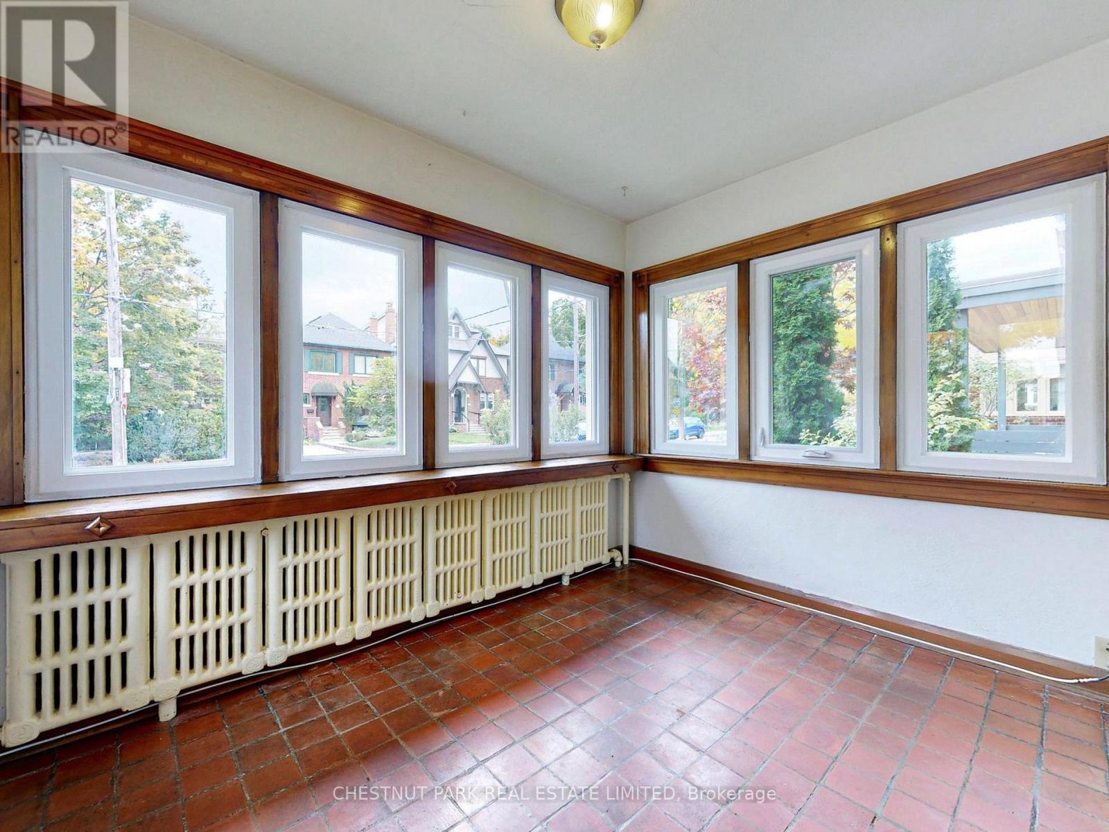 114 Colin Avenue, Toronto, Ontario  M5P 2C3 - Photo 12 - C12688444