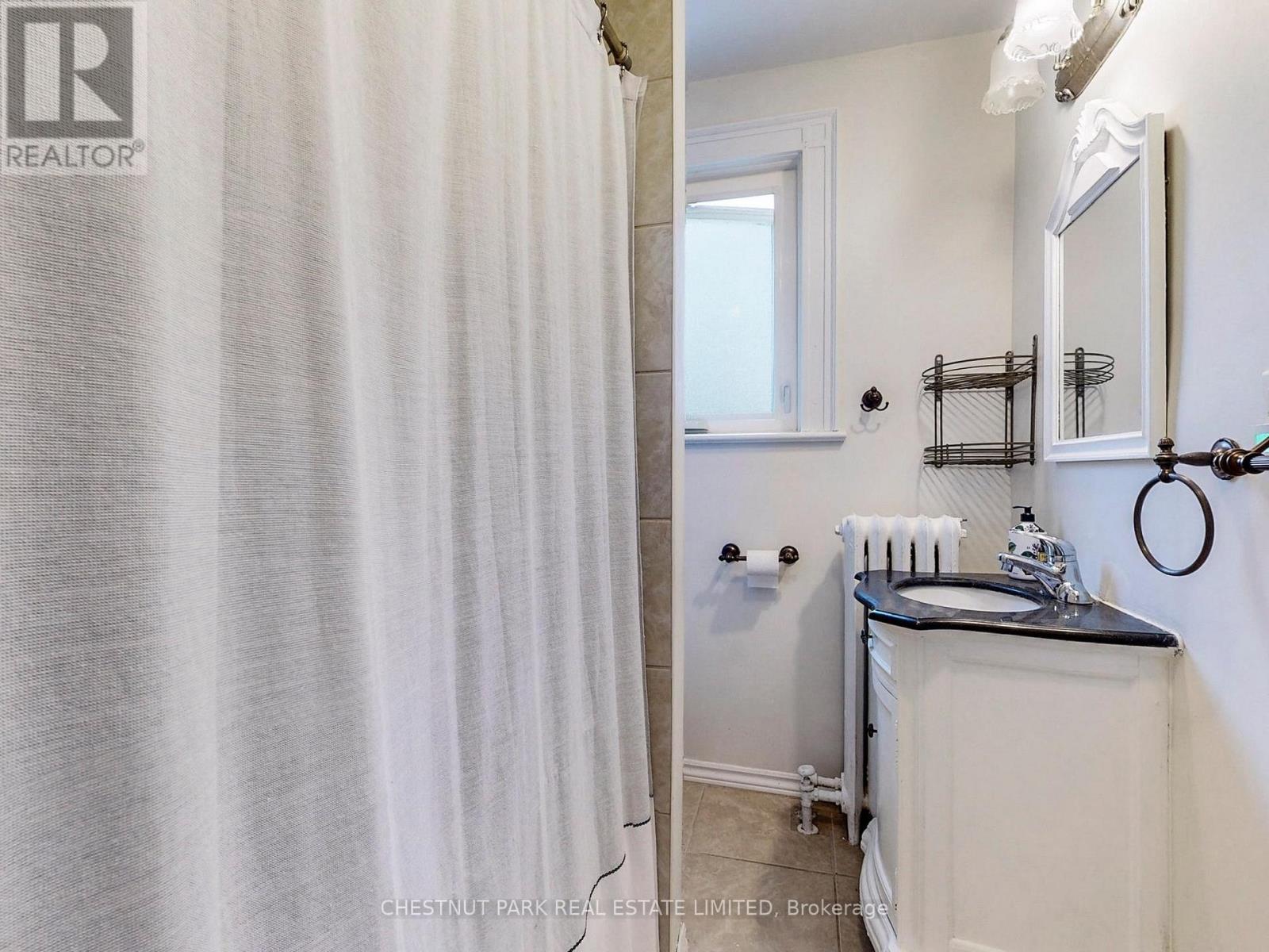 114 Colin Avenue, Toronto, Ontario  M5P 2C3 - Photo 36 - C12688444