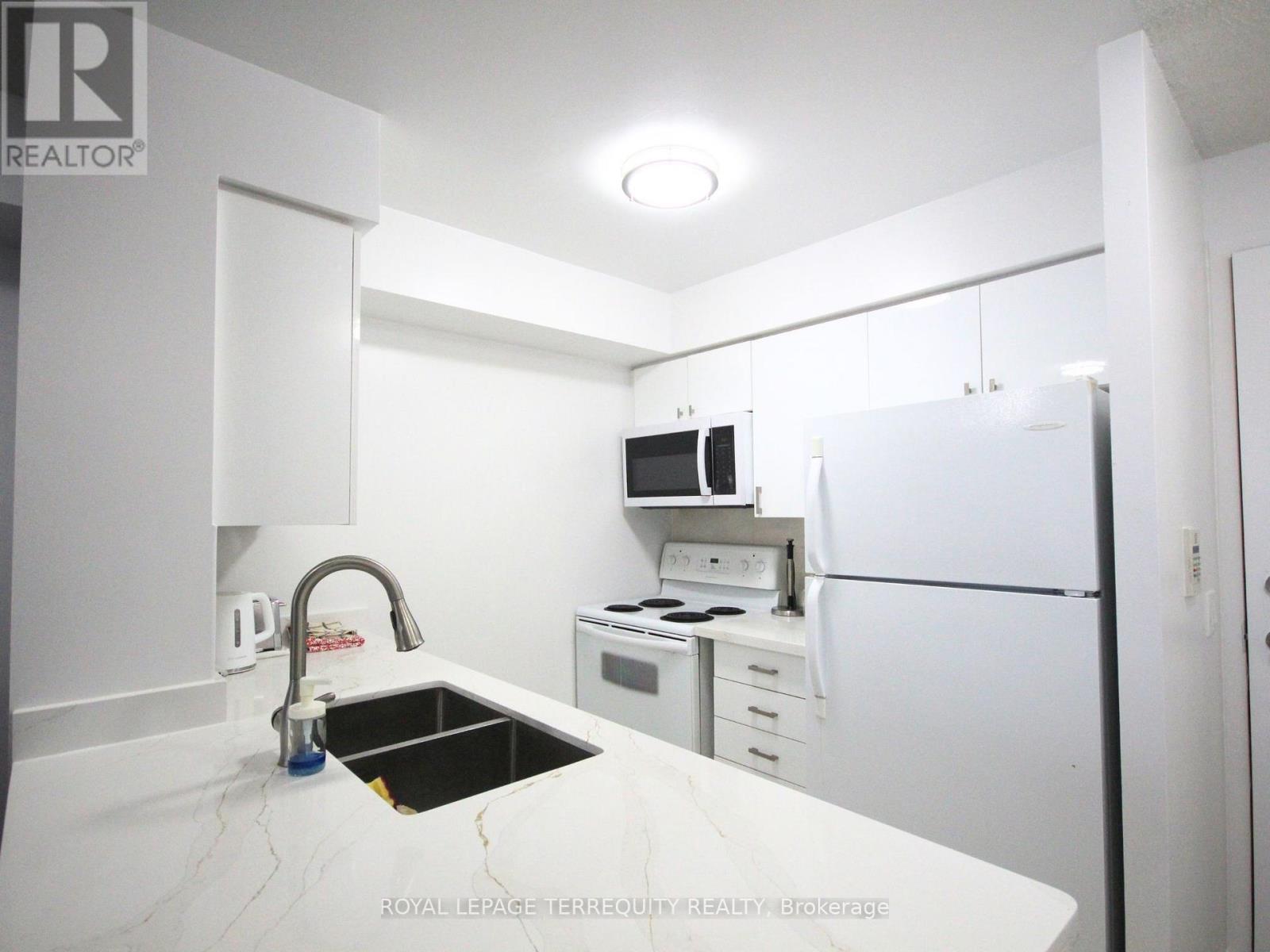 1703 - 4968 Yonge Street, Toronto, Ontario  M2N 7G9 - Photo 11 - C12958494
