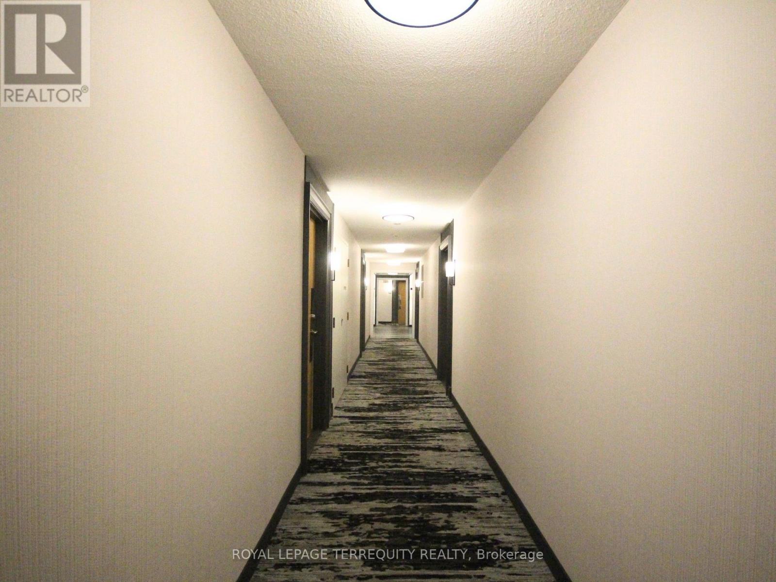 1703 - 4968 Yonge Street, Toronto, Ontario  M2N 7G9 - Photo 2 - C12958494