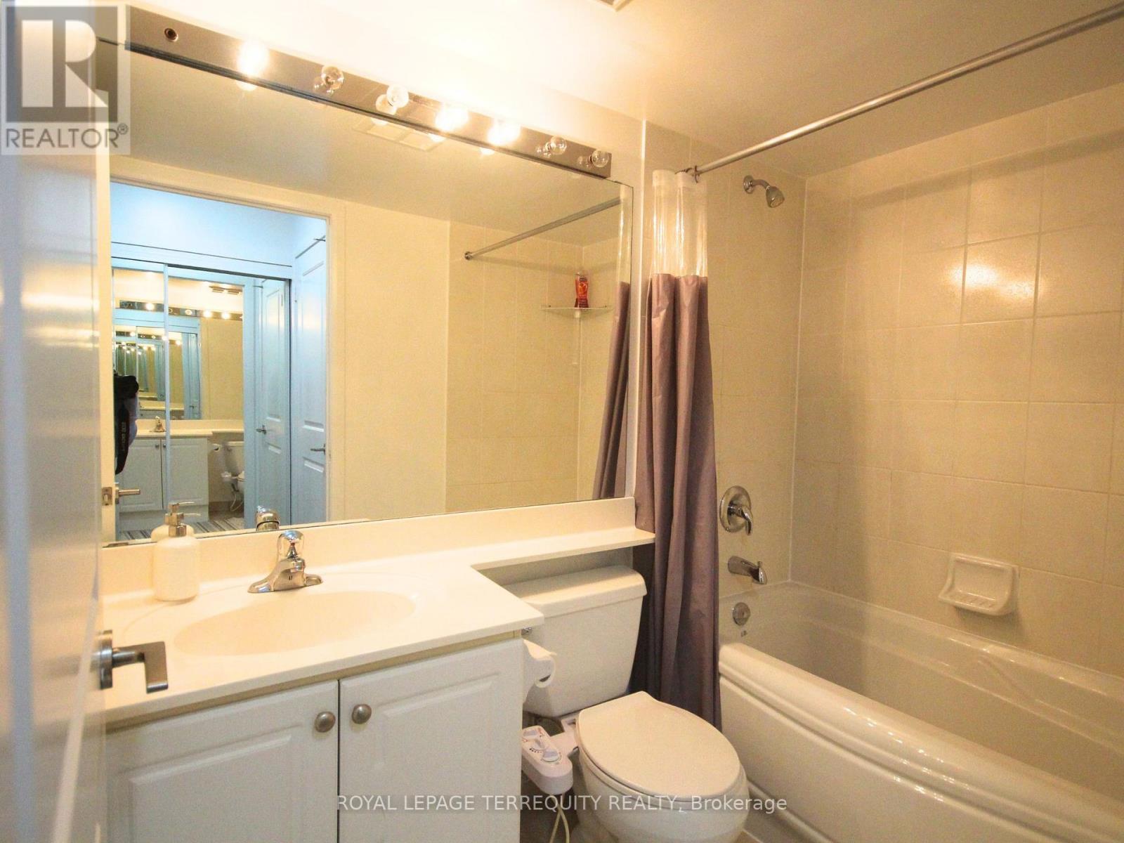 1703 - 4968 Yonge Street, Toronto, Ontario  M2N 7G9 - Photo 18 - C12958494