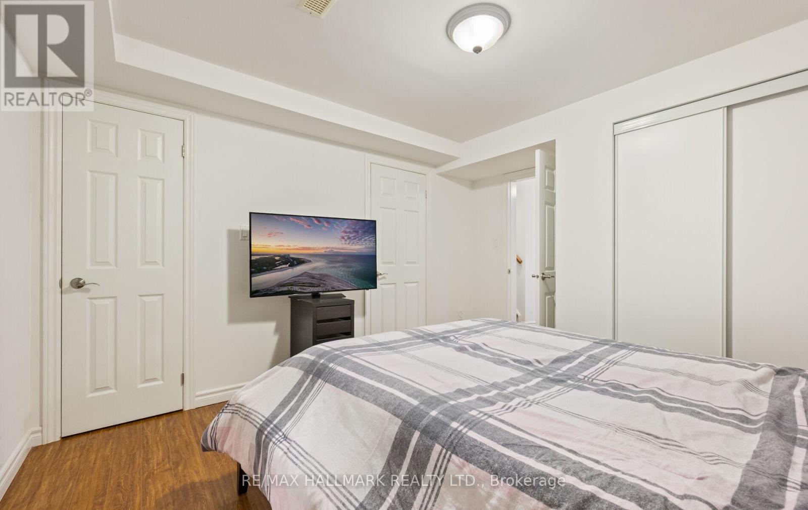 301 Carlissa Run, Newmarket, Ontario  L3X 3G9 - Photo 44 - N12959132