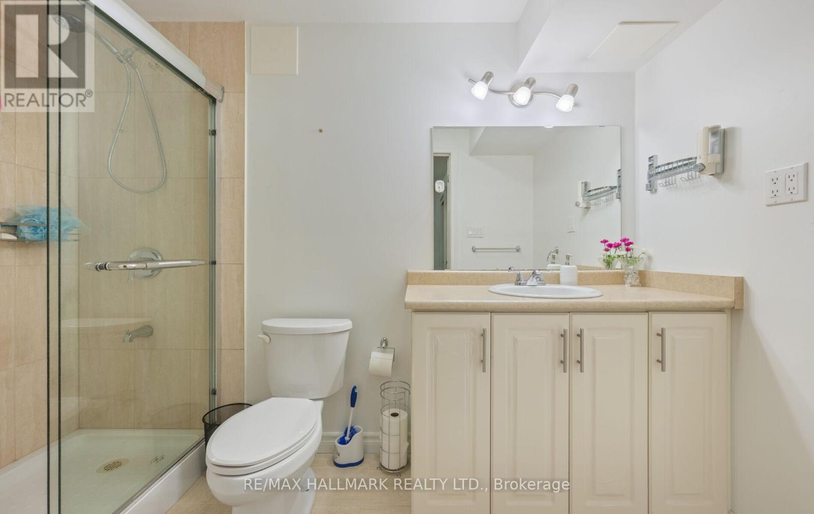 301 Carlissa Run, Newmarket, Ontario  L3X 3G9 - Photo 45 - N12959132