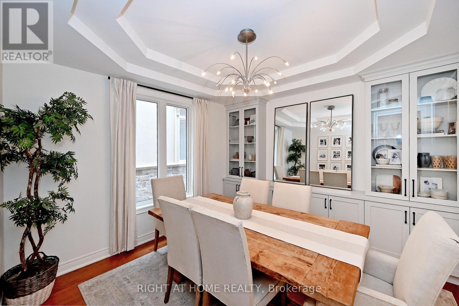 95 Vines Place, Aurora, Ontario  L4G 0R7 - Photo 10 - N12959142