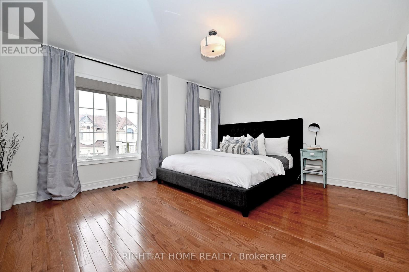 95 Vines Place, Aurora, Ontario  L4G 0R7 - Photo 23 - N12959142