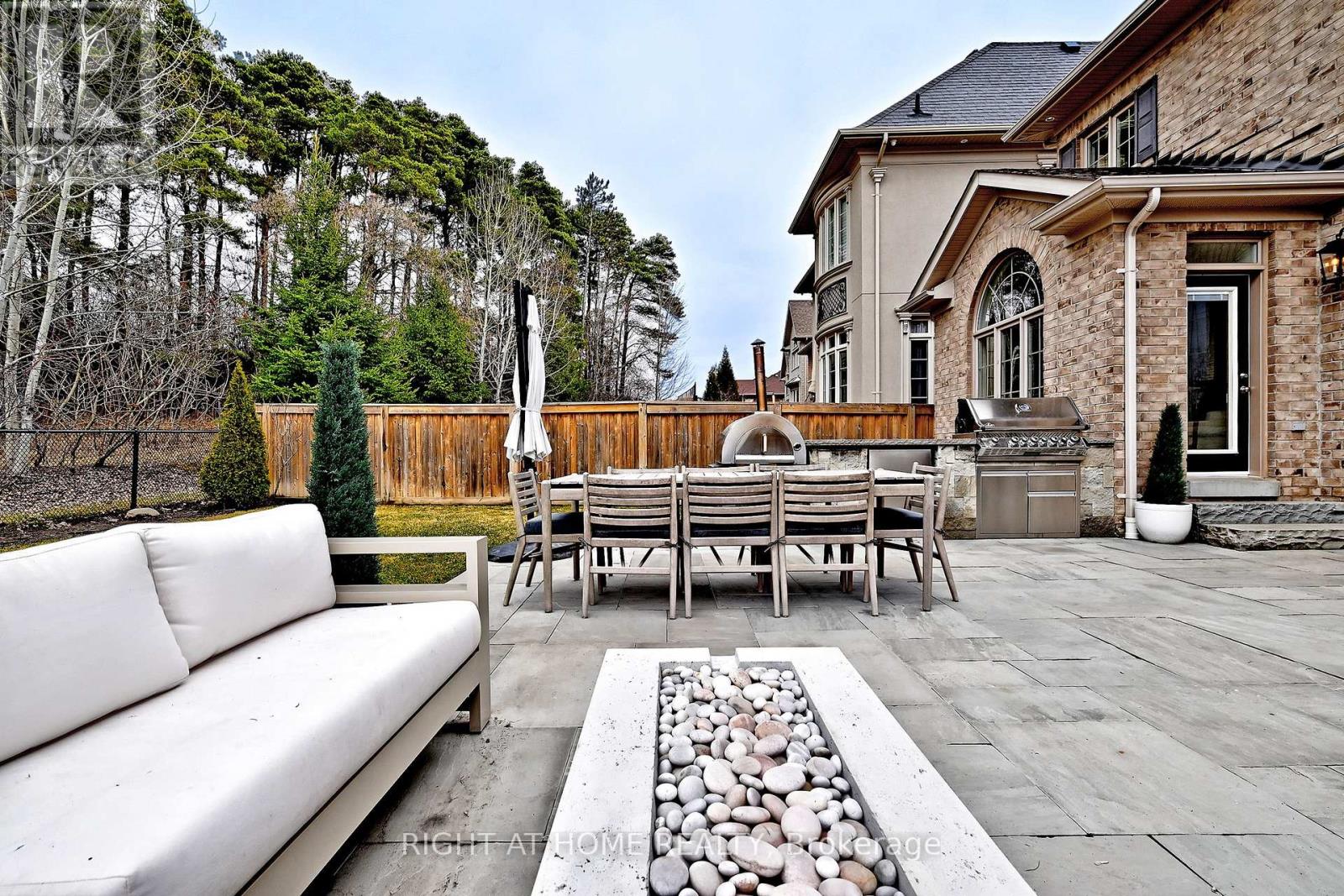 95 Vines Place, Aurora, Ontario  L4G 0R7 - Photo 36 - N12959142