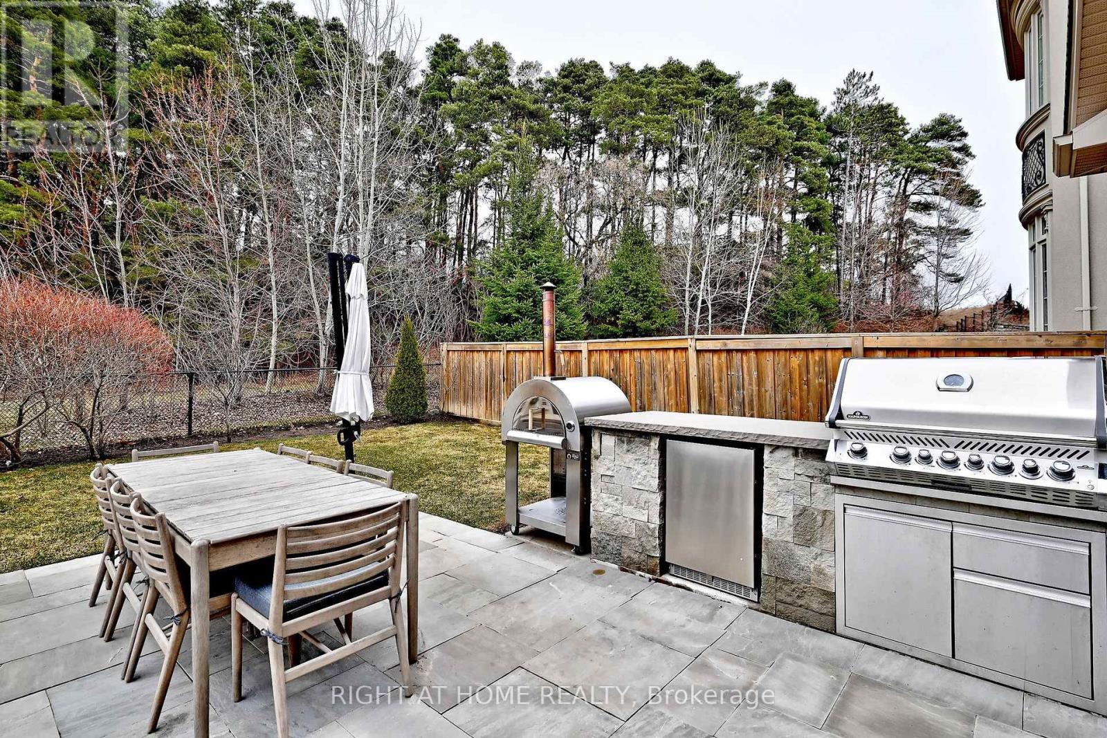 95 Vines Place, Aurora, Ontario  L4G 0R7 - Photo 42 - N12959142