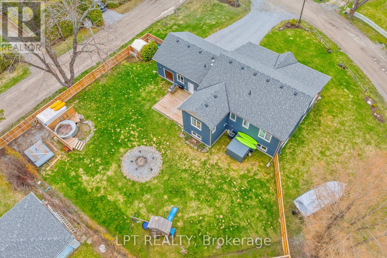 23 Dunkelman Drive, Georgina, Ontario  L4P 3C8 - Photo 3 - N12959144