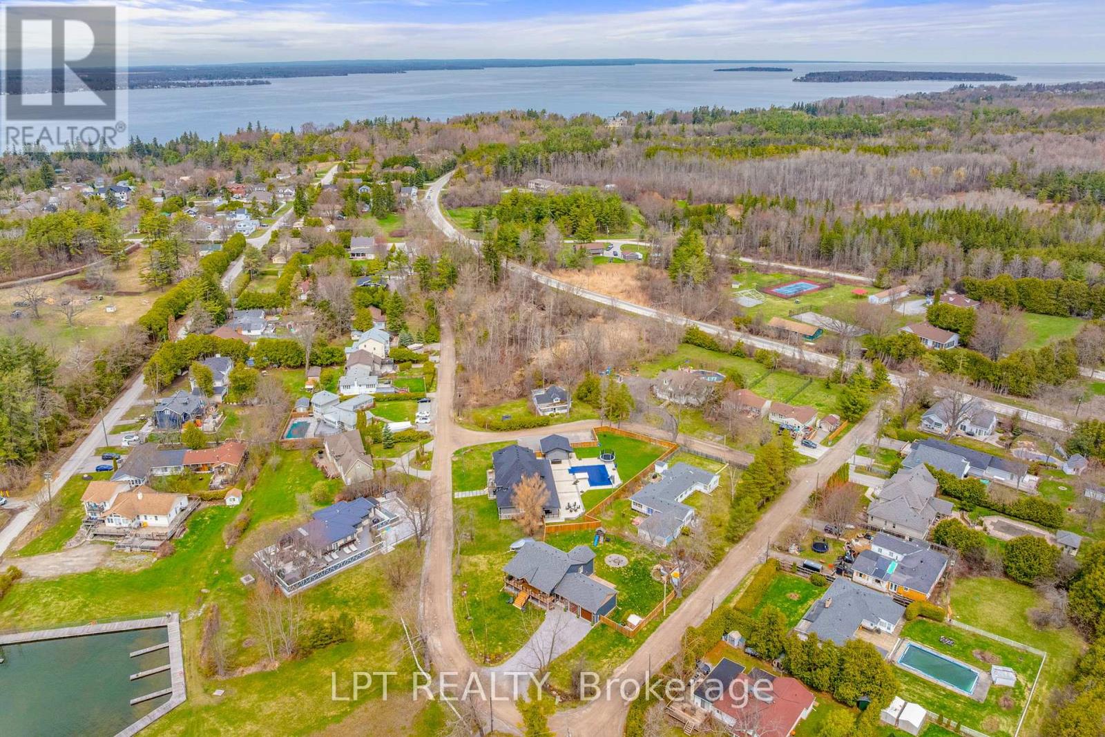 23 Dunkelman Drive, Georgina, Ontario  L4P 3C8 - Photo 48 - N12959144