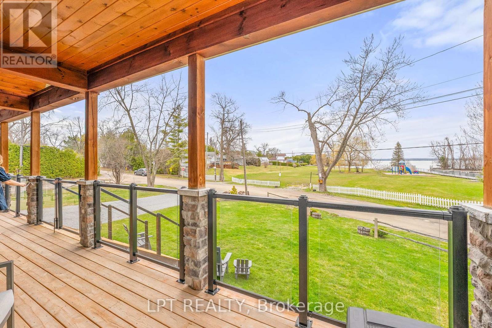 23 Dunkelman Drive, Georgina, Ontario  L4P 3C8 - Photo 8 - N12959144