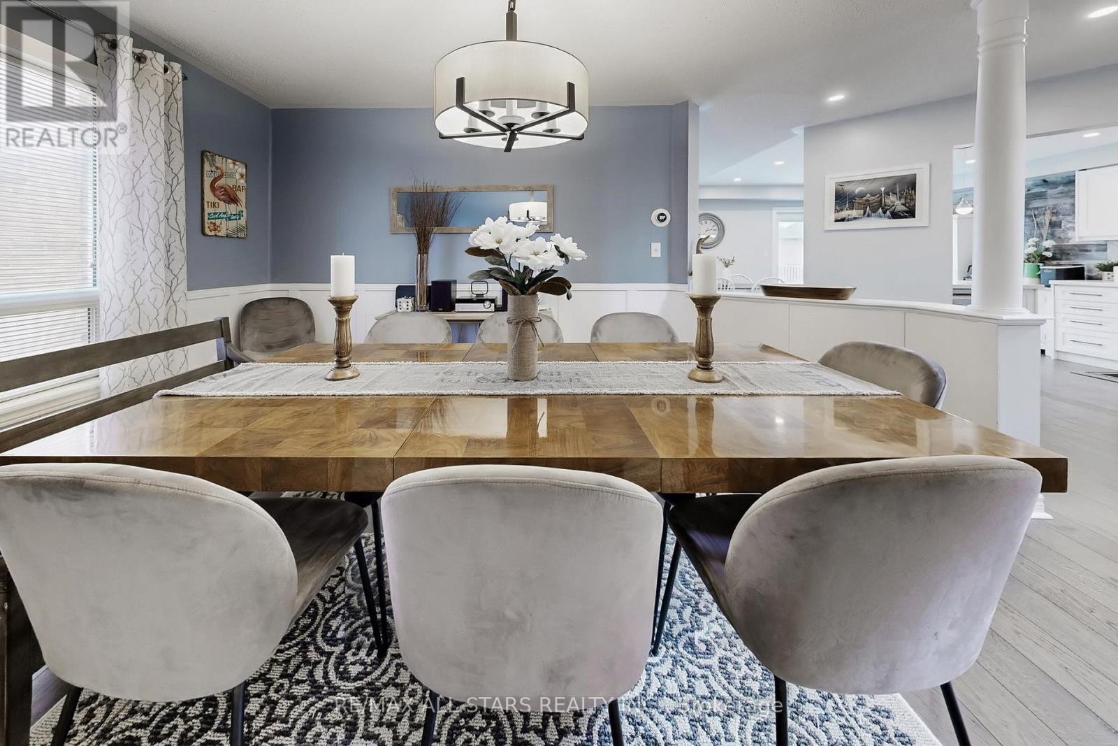 6 Hirst Avenue, Georgina, Ontario  L4P 4E6 - Photo 17 - N12959154