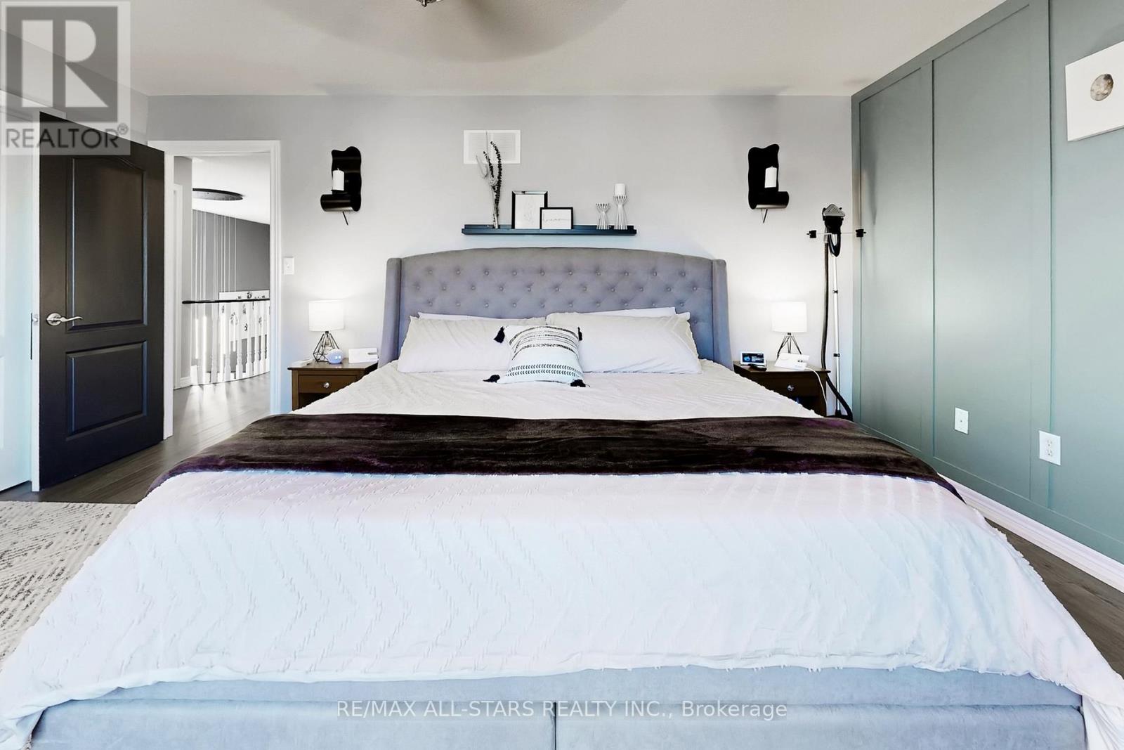 6 Hirst Avenue, Georgina, Ontario  L4P 4E6 - Photo 29 - N12959154