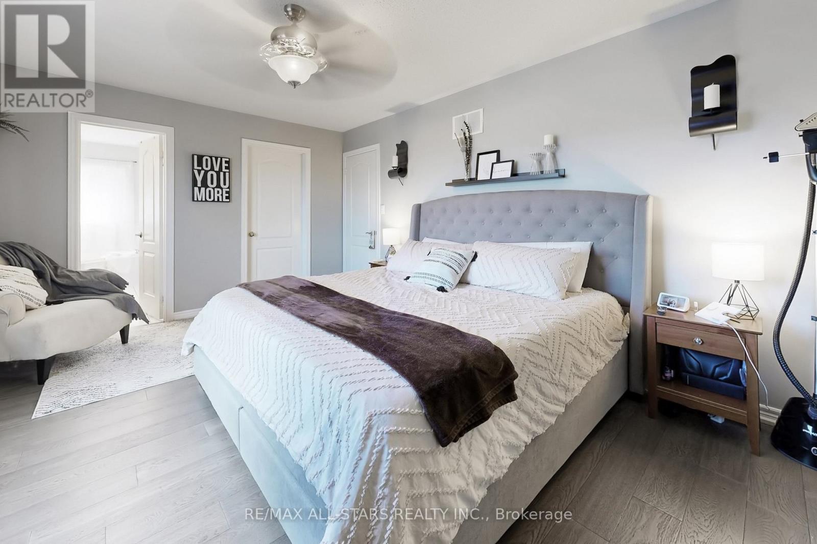 6 Hirst Avenue, Georgina, Ontario  L4P 4E6 - Photo 30 - N12959154