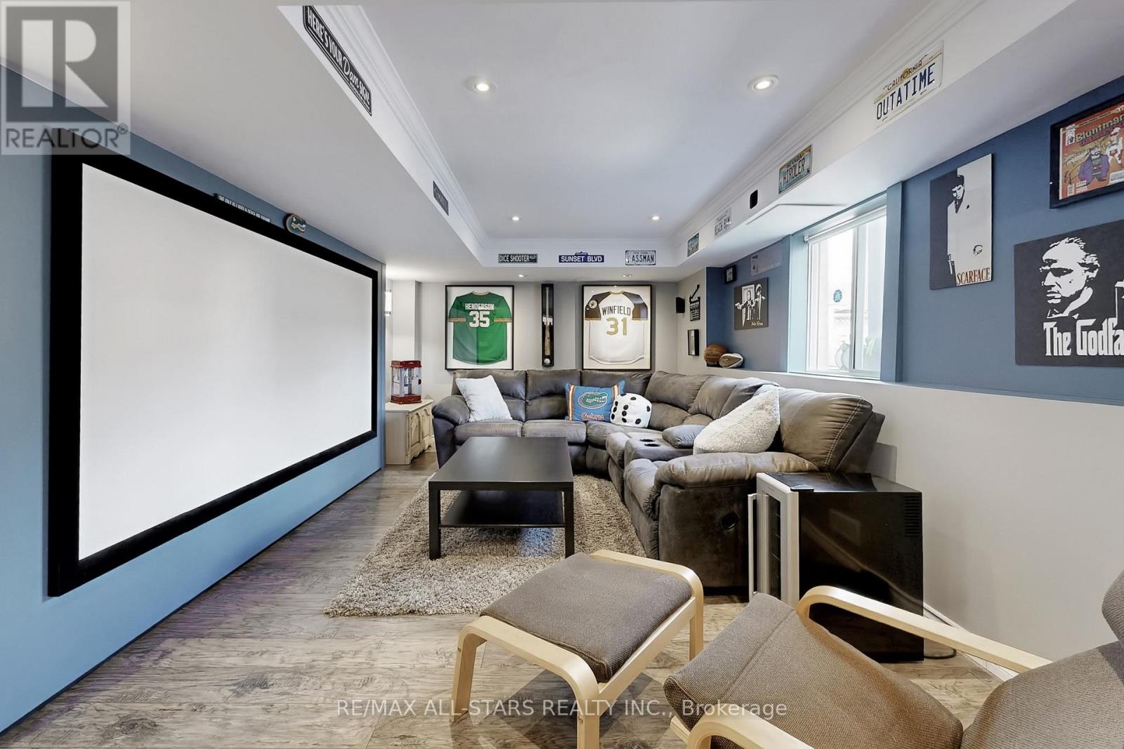 6 Hirst Avenue, Georgina, Ontario  L4P 4E6 - Photo 38 - N12959154