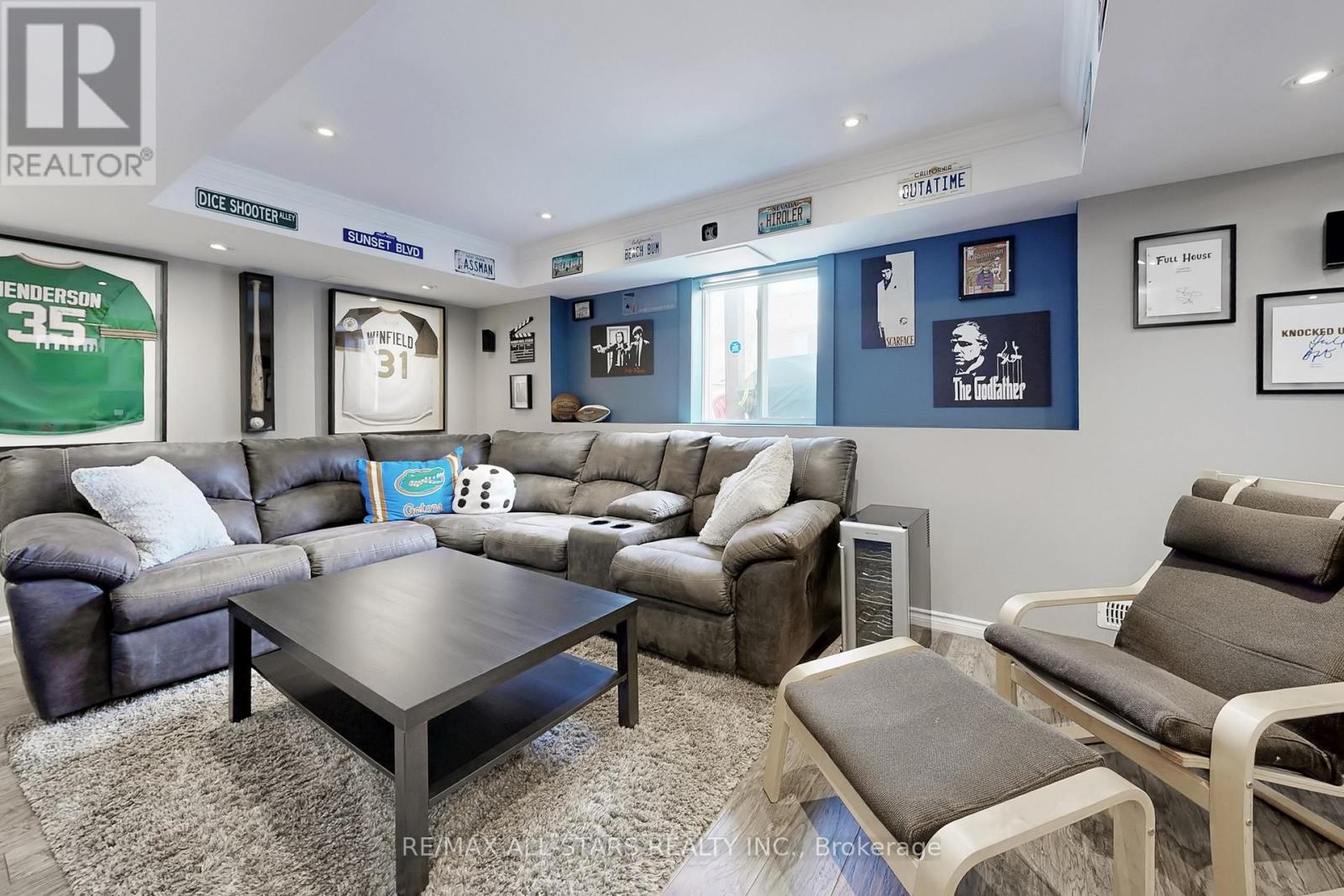 6 Hirst Avenue, Georgina, Ontario  L4P 4E6 - Photo 39 - N12959154