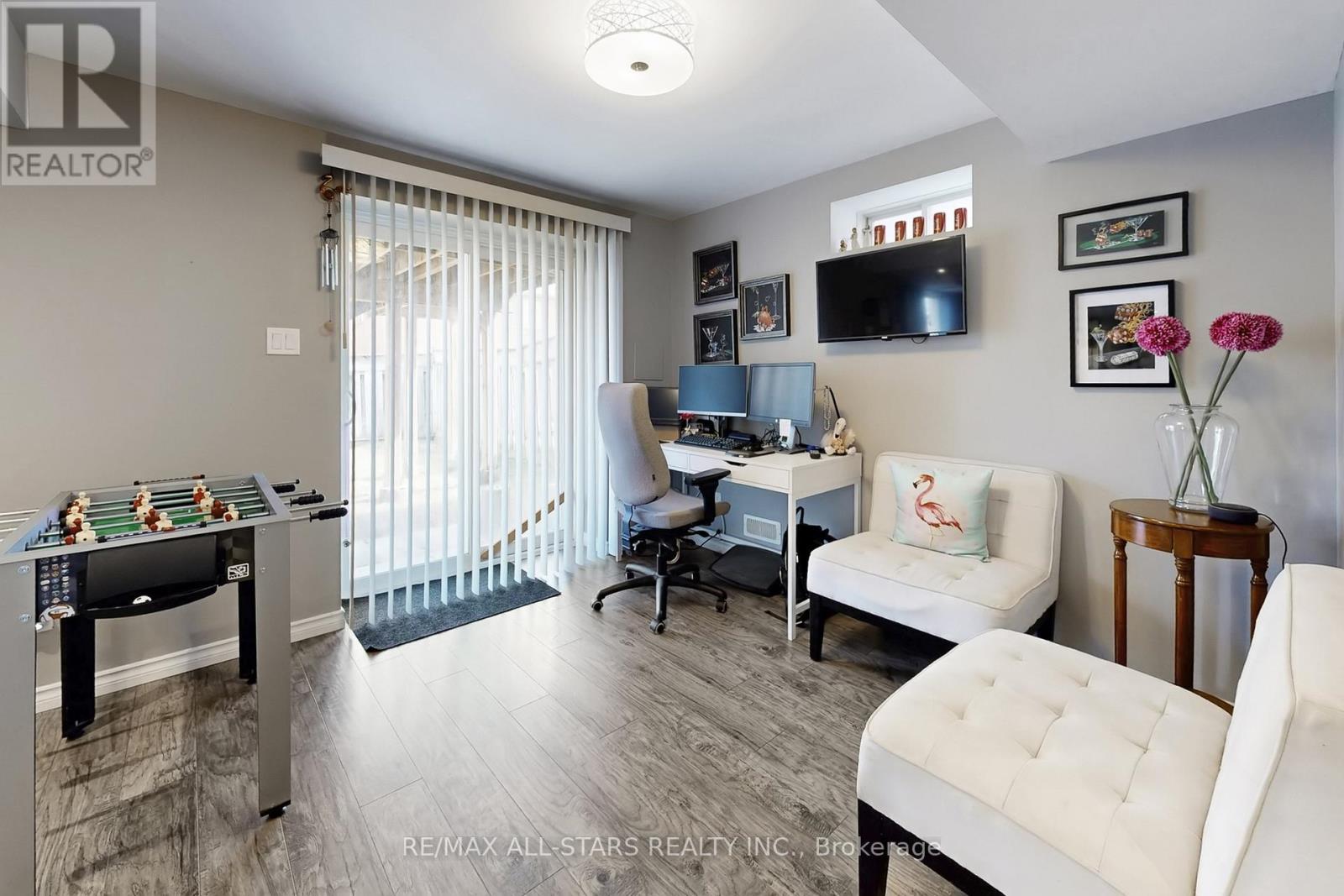 6 Hirst Avenue, Georgina, Ontario  L4P 4E6 - Photo 42 - N12959154