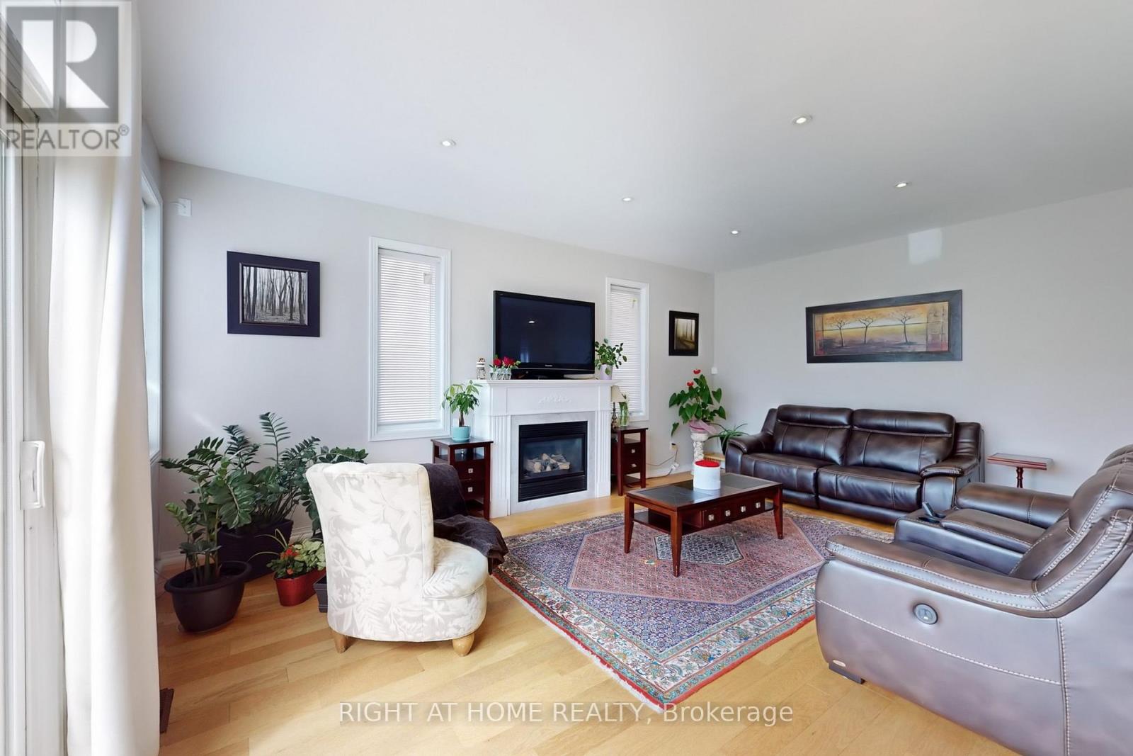 19 Robert Grundy Road, Markham, Ontario  L6C 3A5 - Photo 13 - N12959162