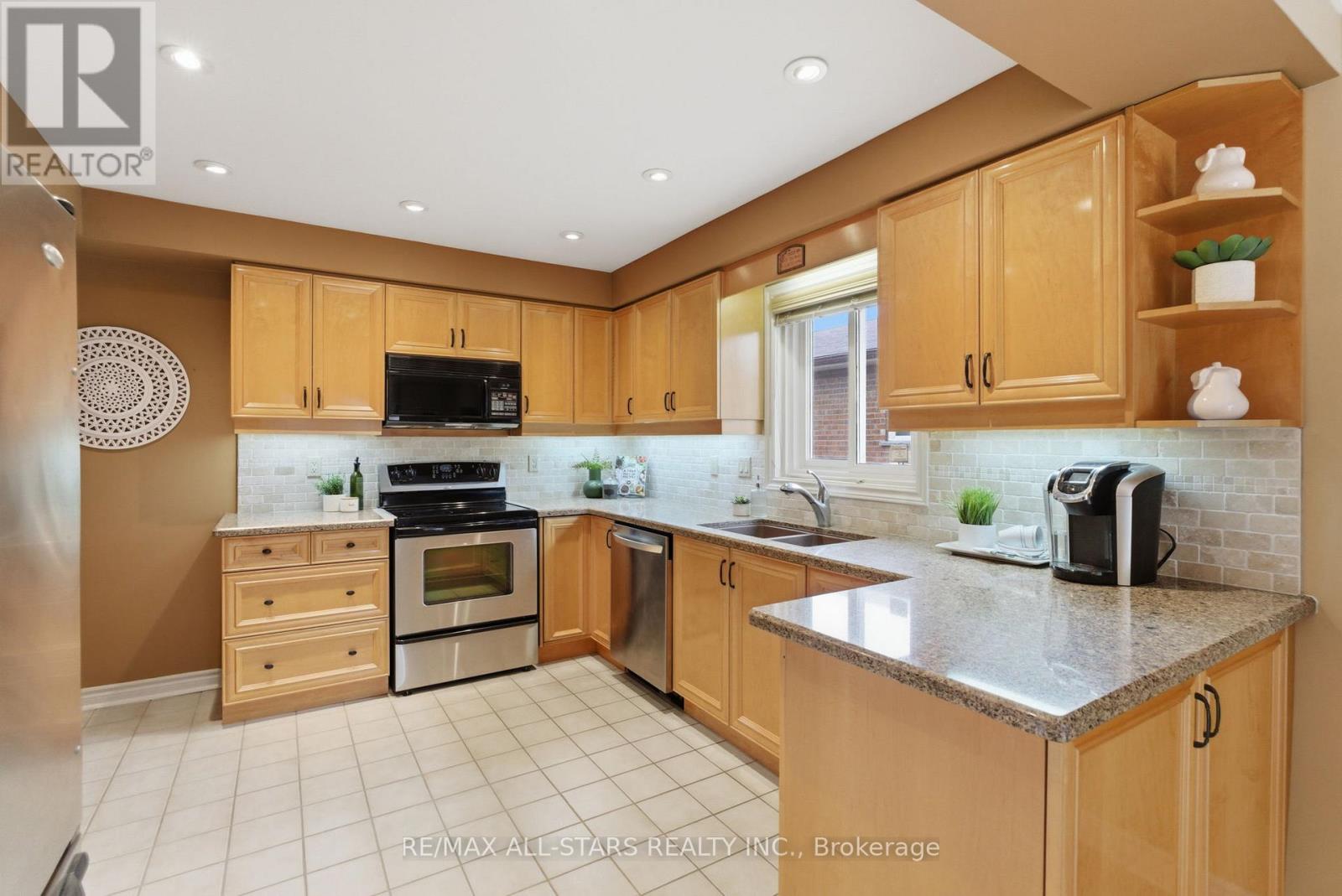 43 Enzo Crescent, Uxbridge, Ontario  L9P 1M3 - Photo 13 - N12959168