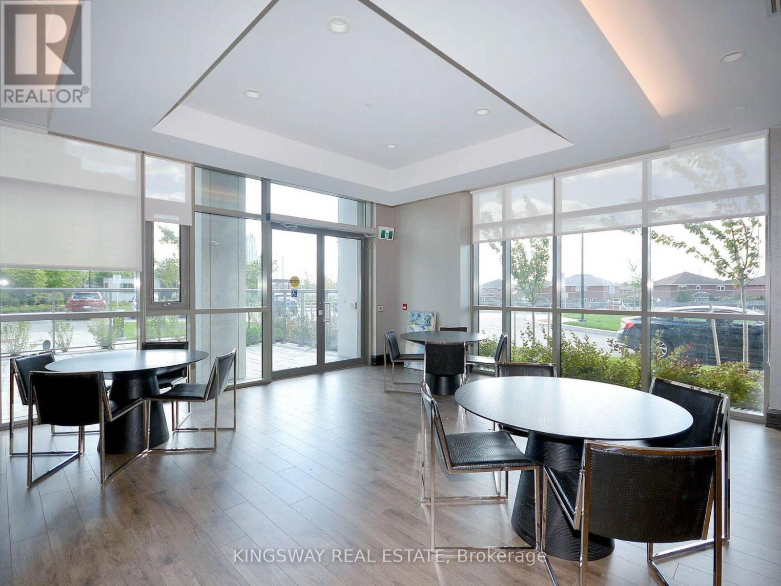 Ph 111 - 349 Rathburn Road, Mississauga, Ontario  L5B 0G9 - Photo 47 - W12959138