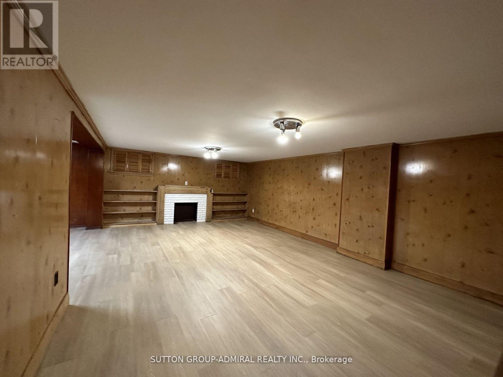 97 Valecrest Drive, Toronto, Ontario  M9A 4P5 - Photo 12 - W12959150