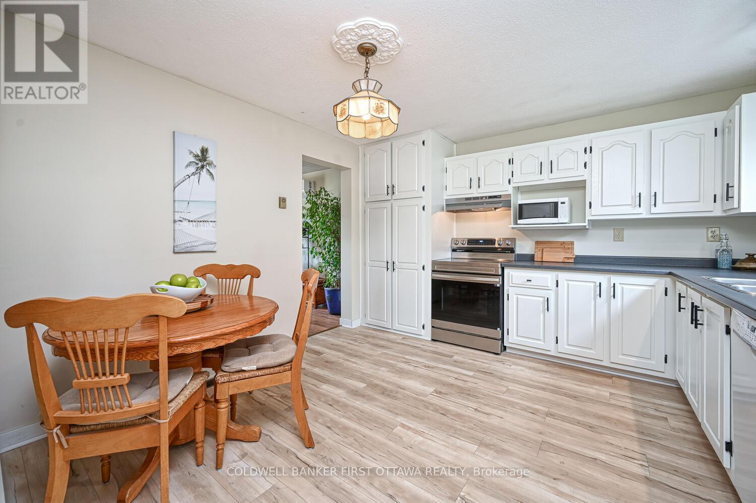 22 Poole Creek Crescent, Ottawa, Ontario  K2S 1T6 - Photo 10 - X12836098