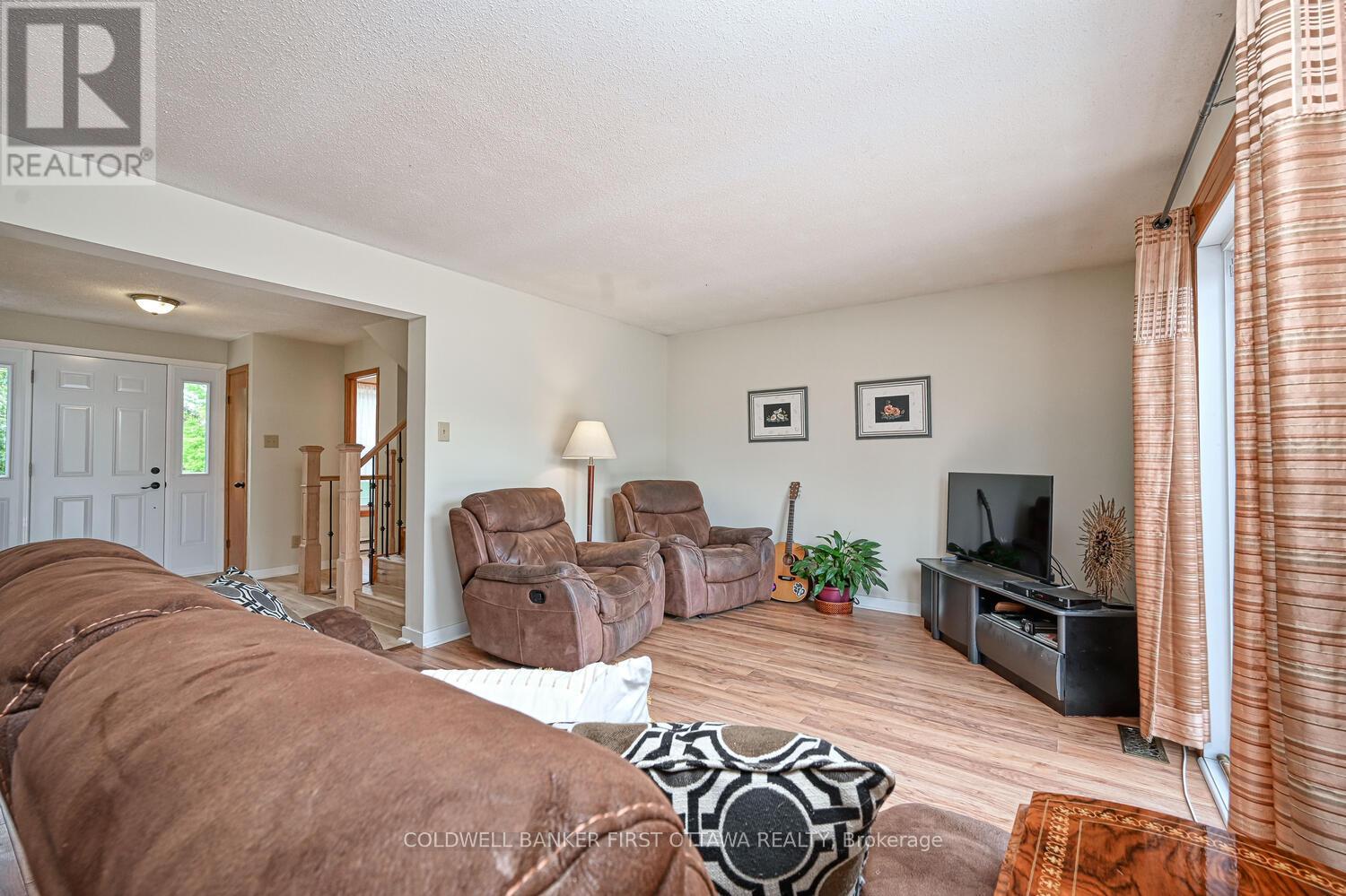 22 Poole Creek Crescent, Ottawa, Ontario  K2S 1T6 - Photo 6 - X12836098