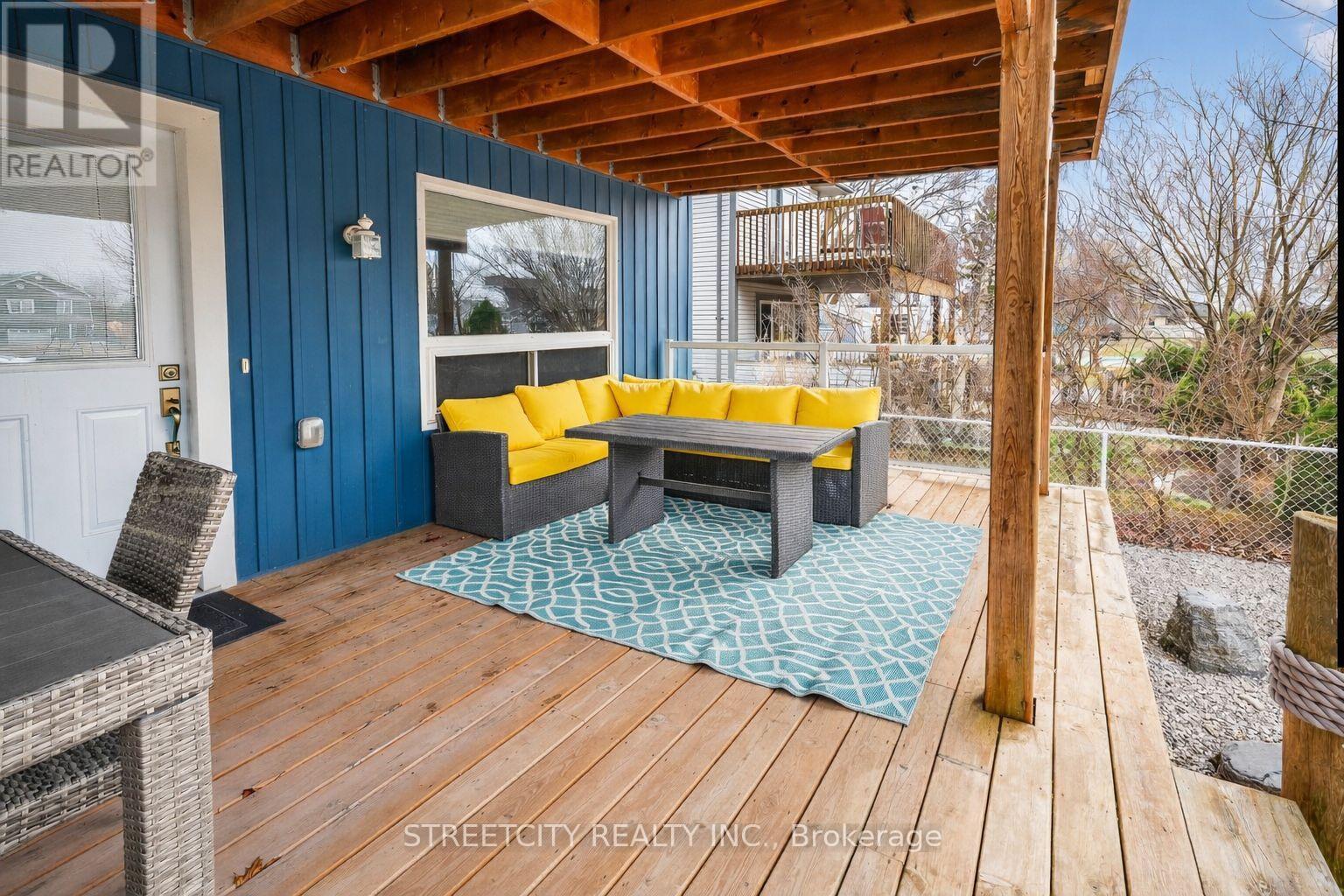 387 Stanley Park Drive, Central Elgin, Ontario  N5L 1E6 - Photo 6 - X12959194