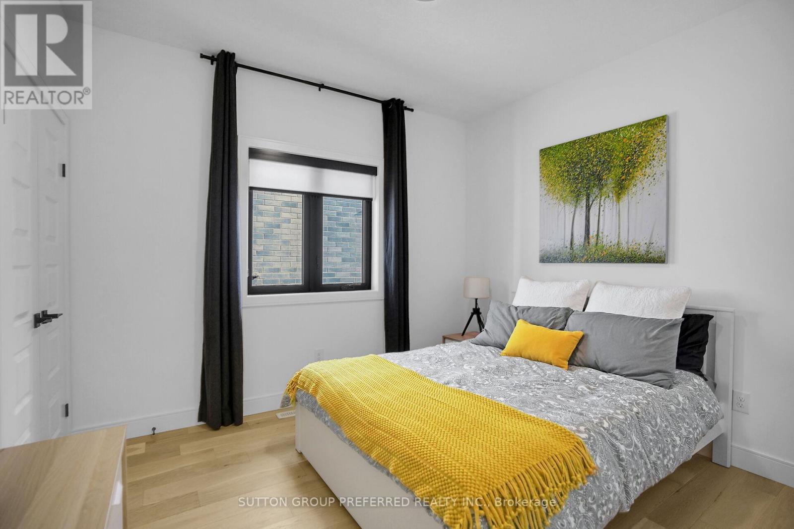 1928 Trailsway Drive, London South (South B), Ontario  N6K 0K7 - Photo 21 - X12959248