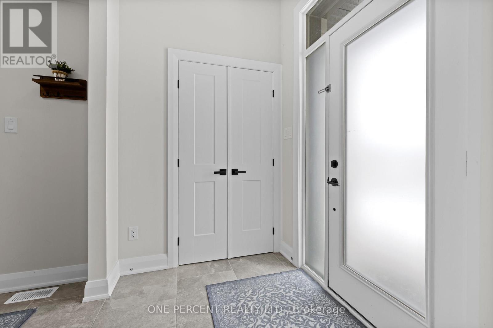 238 Bristol Crescent, North Grenville, Ontario  K0G 1J0 - Photo 4 - X12959180