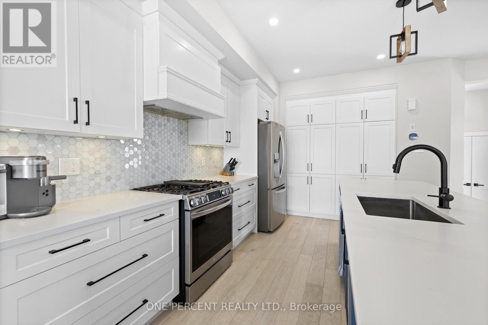 238 Bristol Crescent, North Grenville, Ontario  K0G 1J0 - Photo 8 - X12959180