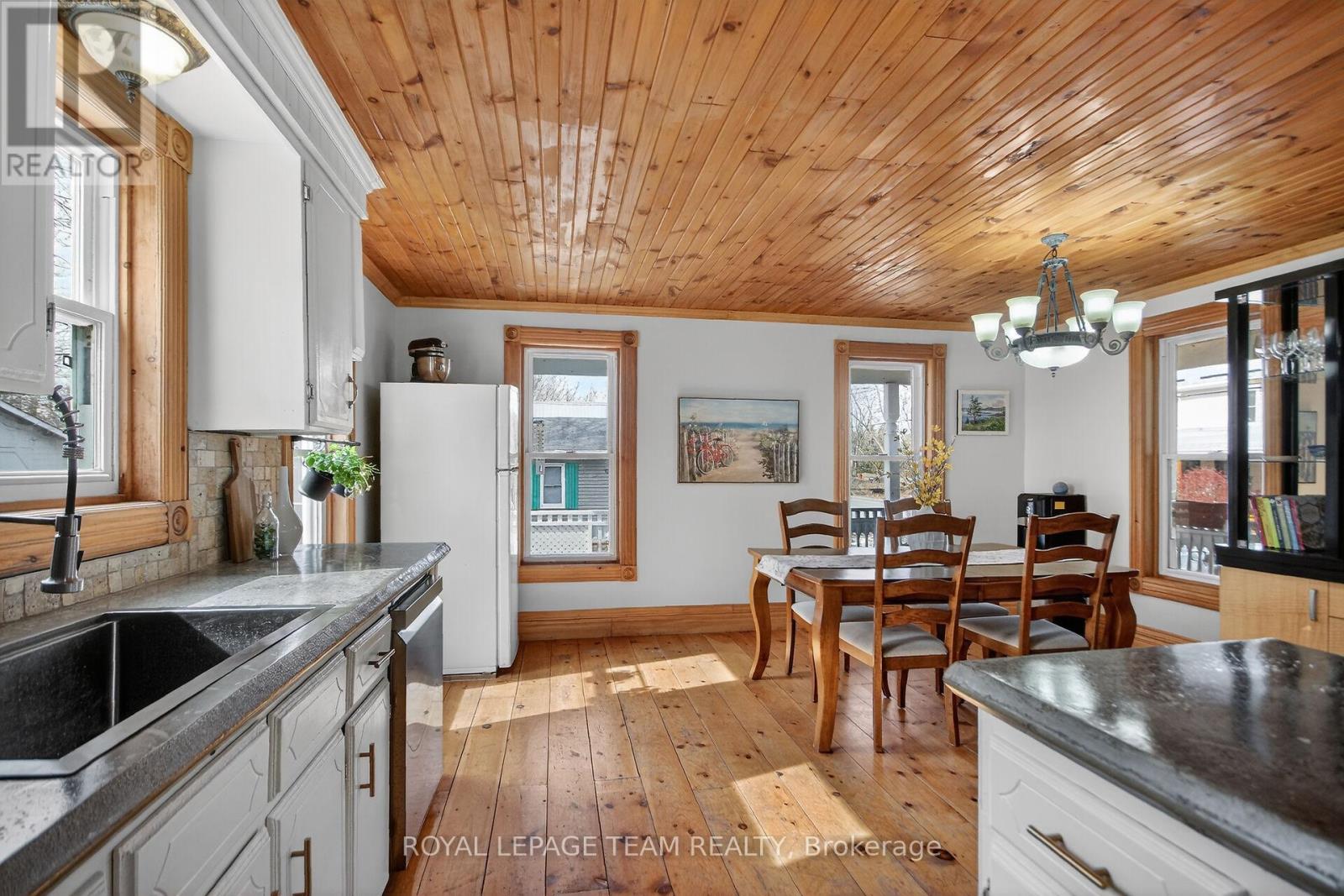 12332 County Rd 5 Road, South Dundas, Ontario  K0C 2H0 - Photo 15 - X12959246