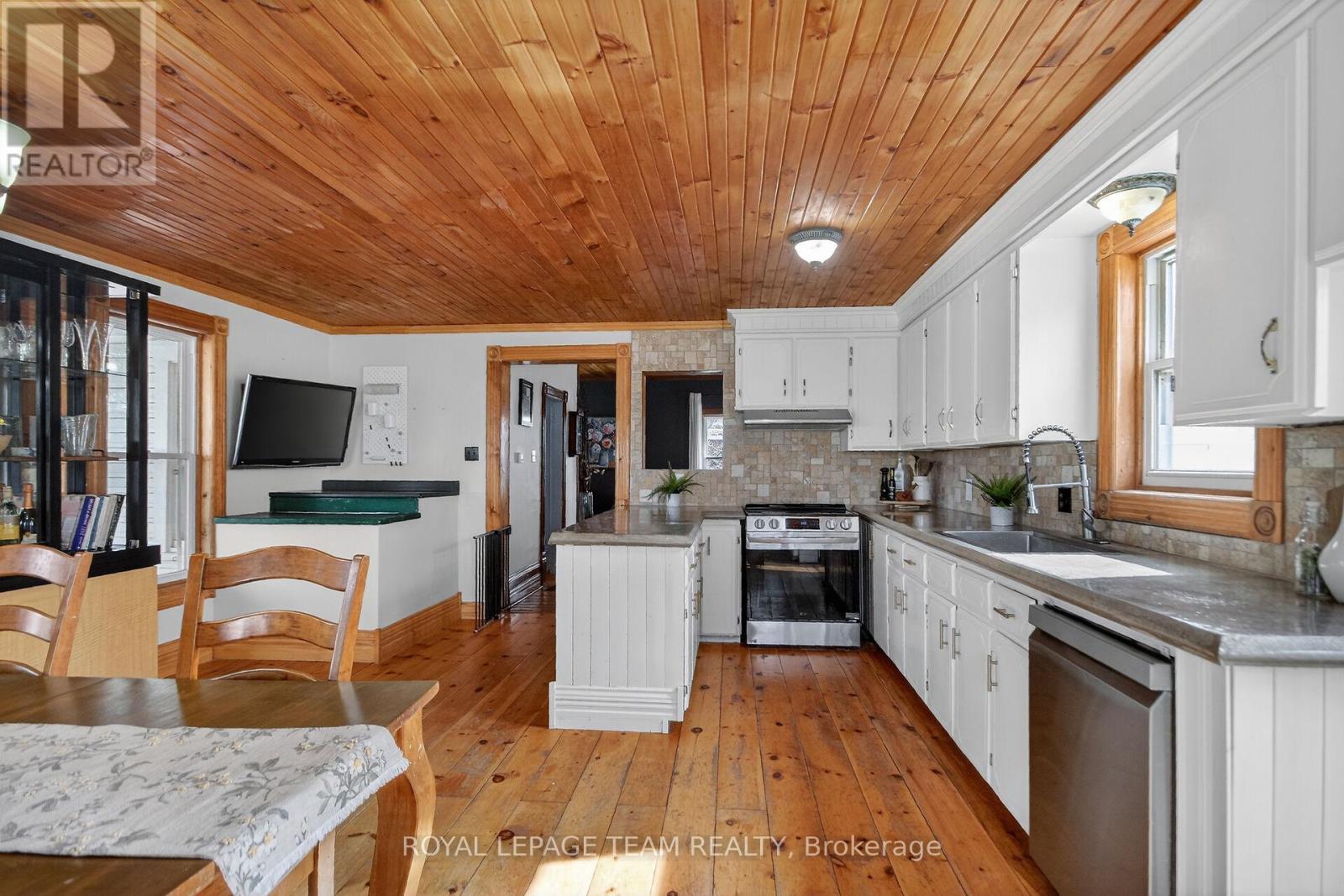 12332 County Rd 5 Road, South Dundas, Ontario  K0C 2H0 - Photo 16 - X12959246