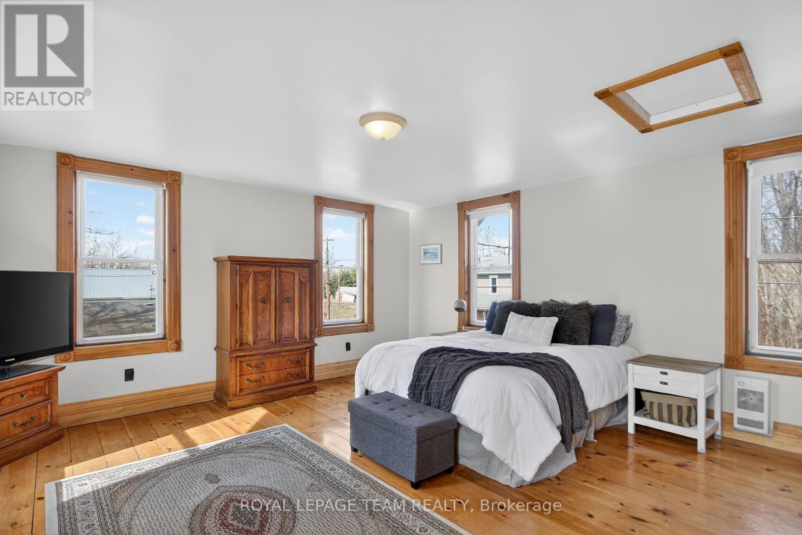 12332 County Rd 5 Road, South Dundas, Ontario  K0C 2H0 - Photo 21 - X12959246