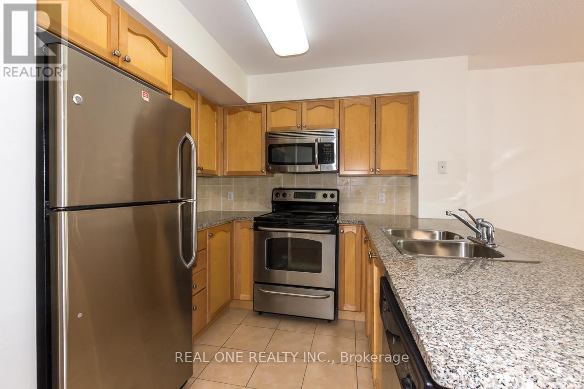 1011 - 51 Lower Simcoe Street, Toronto, Ontario  M5J 3A2 - Photo 6 - C12955466