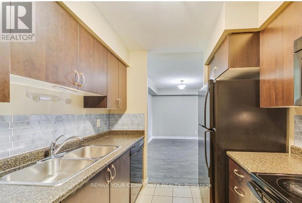 525 - 35 Saranac Boulevard, Toronto, Ontario  M6A 2G5 - Photo 13 - C12957694