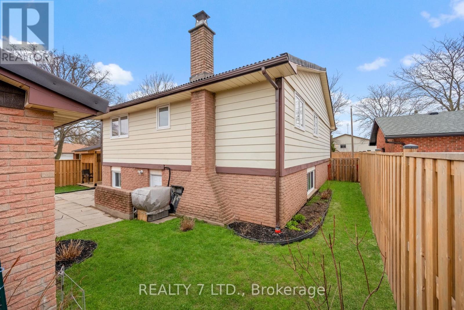 6479 Burwood Avenue, Niagara Falls, Ontario  L2H 1Z6 - Photo 26 - X12959206