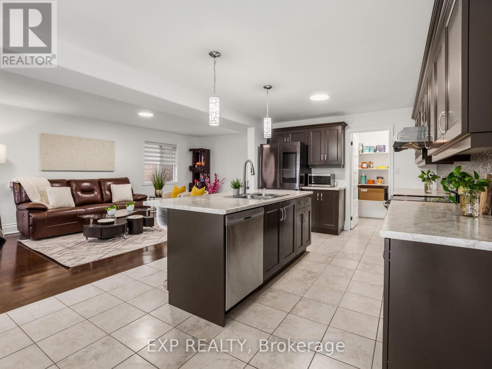 8667 Jennifer Crescent, Niagara Falls, Ontario  L2H 0B2 - Photo 15 - X12959210