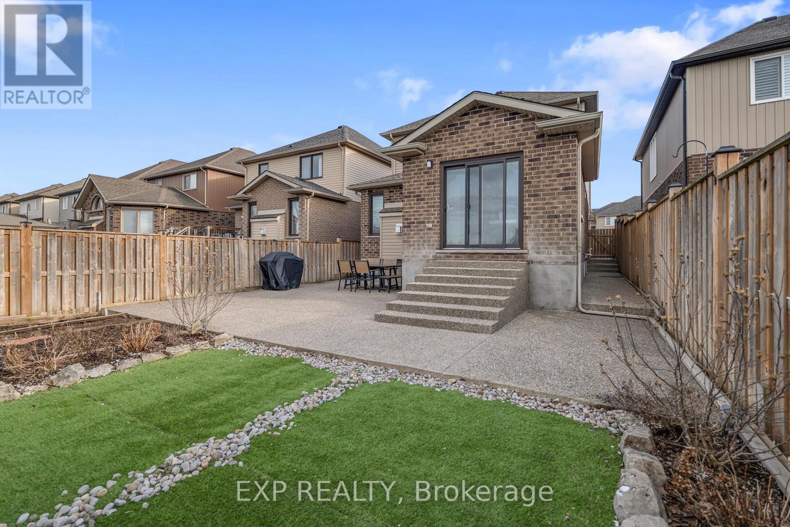 8667 Jennifer Crescent, Niagara Falls, Ontario  L2H 0B2 - Photo 40 - X12959210