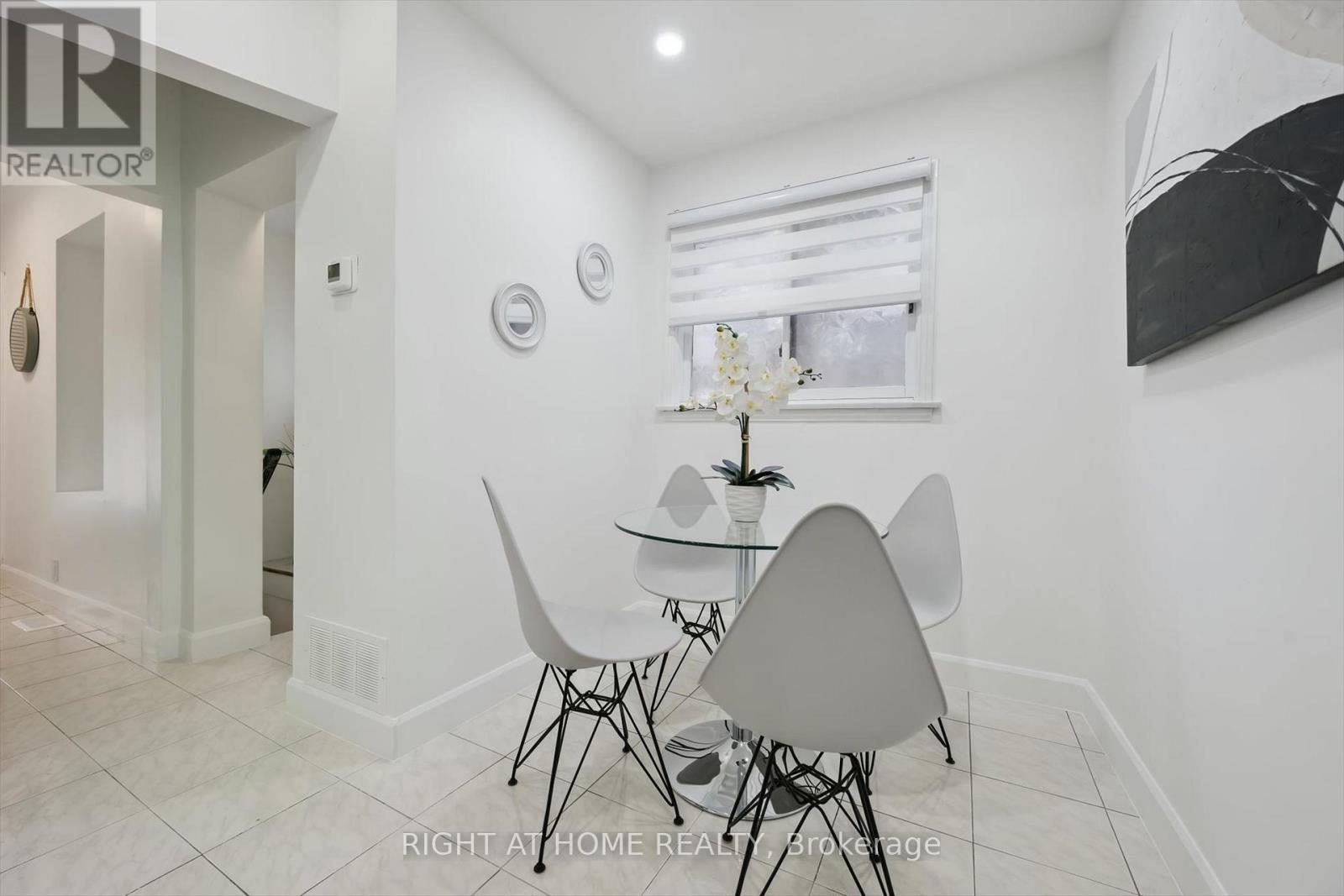 1 Auburn Avenue, Toronto, Ontario  M6H 2L6 - Photo 10 - W12865390