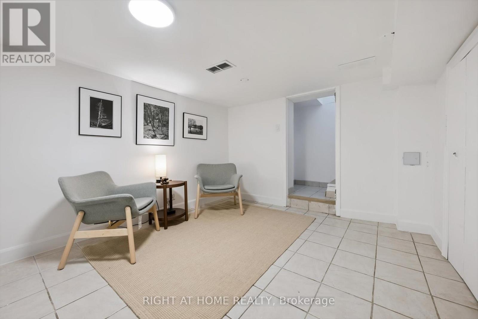 1 Auburn Avenue, Toronto, Ontario  M6H 2L6 - Photo 24 - W12865390