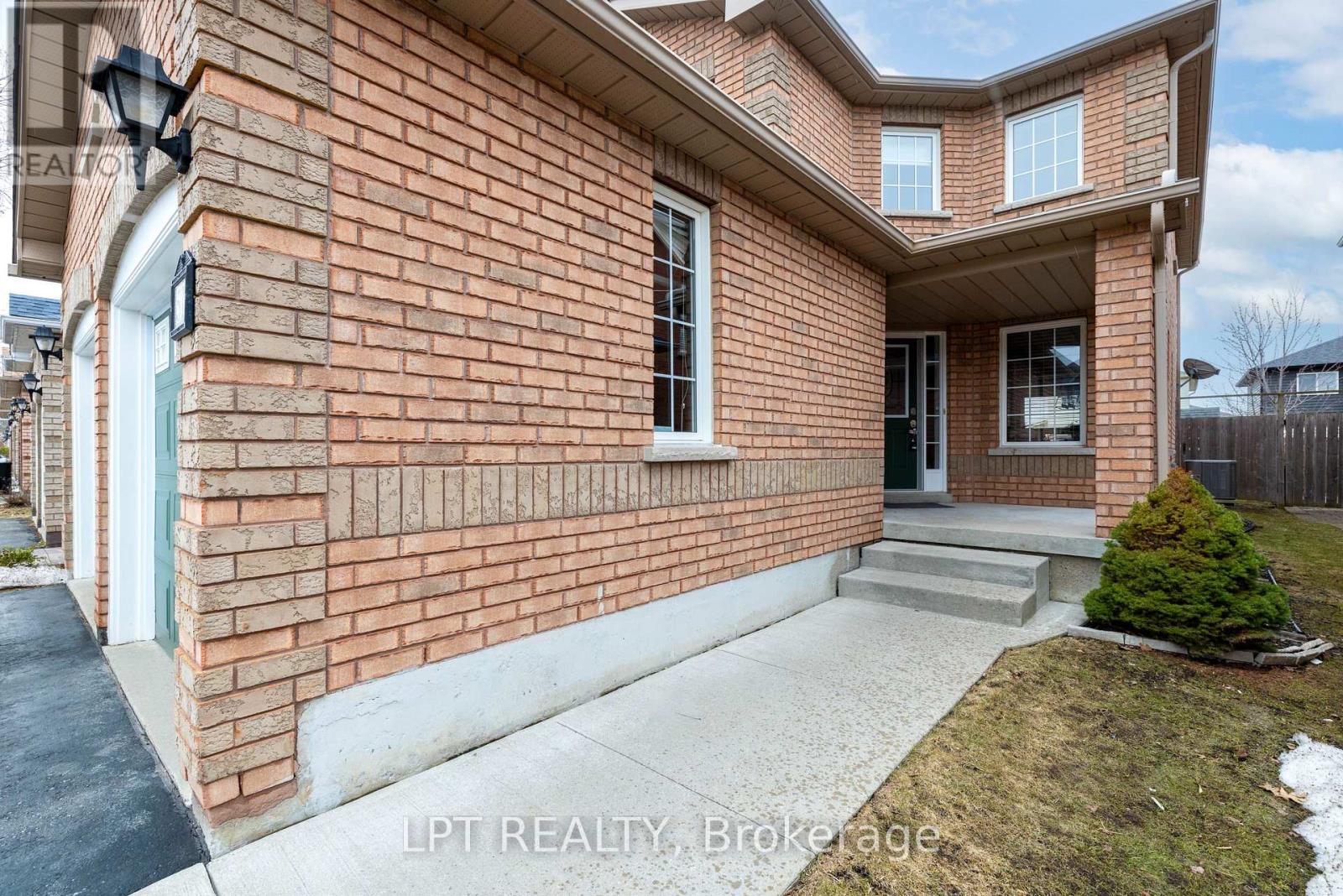 51 Catherine Drive, Barrie, Ontario  L4N 0H1 - Photo 3 - S12949150