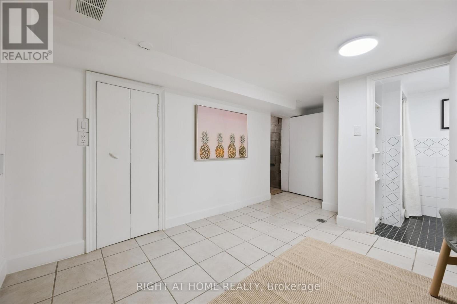 1 Auburn Avenue, Toronto, Ontario  M6H 2L6 - Photo 25 - W12865390