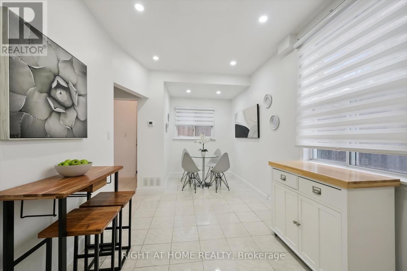 1 Auburn Avenue, Toronto, Ontario  M6H 2L6 - Photo 8 - W12865390