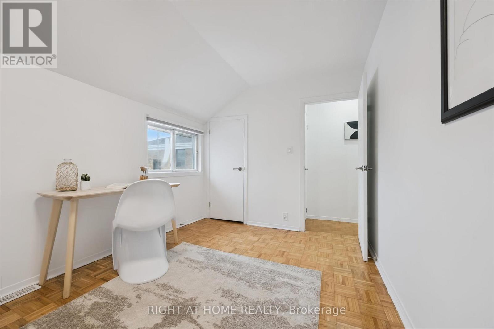 1 Auburn Avenue, Toronto, Ontario  M6H 2L6 - Photo 15 - W12865390