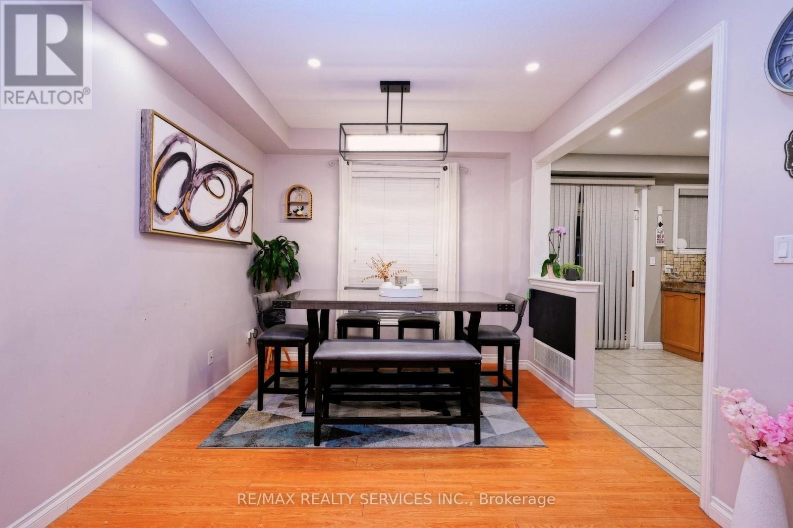 32 Ashdale Road, Brampton, Ontario  L6Y 5M7 - Photo 11 - W12955484