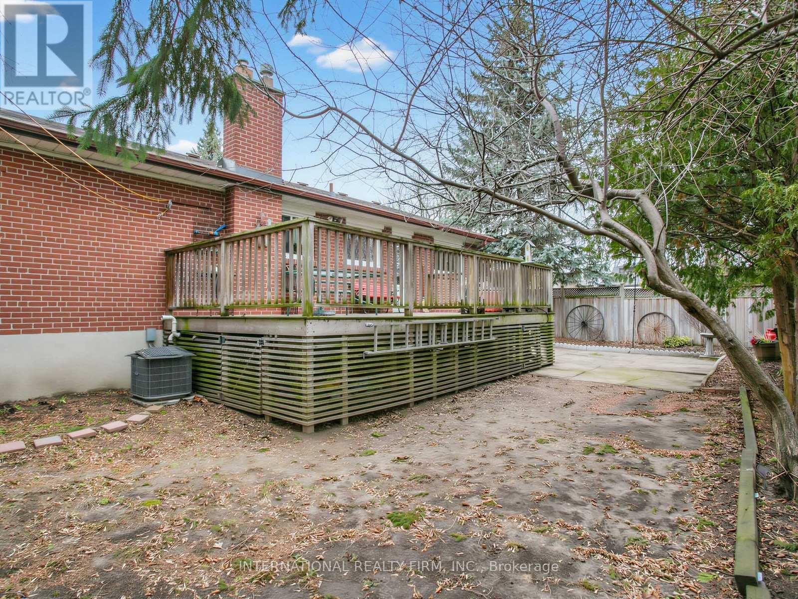 5 Castlebar Road, Toronto, Ontario  M8Z 2J4 - Photo 42 - W12955504